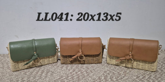 BOLSO BANDOLERA CON SOLAPA. REF: LL041