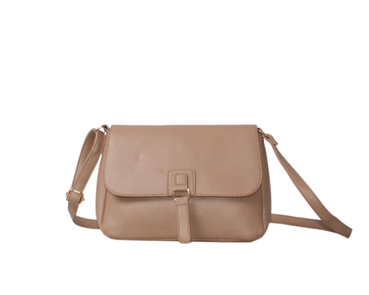BOLSO BANDOLERA CON SOLAPA. REF: SF8205