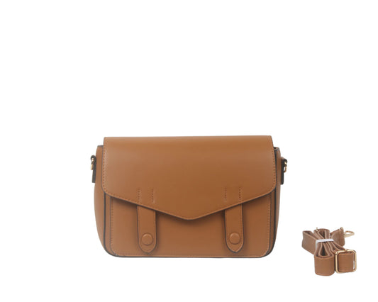 BOLSO BANDOLERA CON SOLAPA. REF: SY814